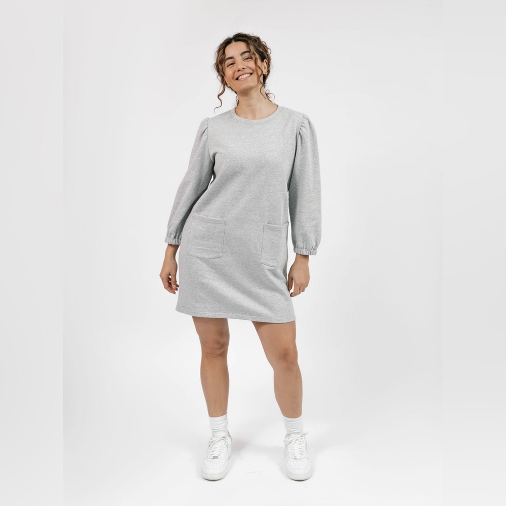 Smash + Tess Parker Gray Long Sleeve Dress